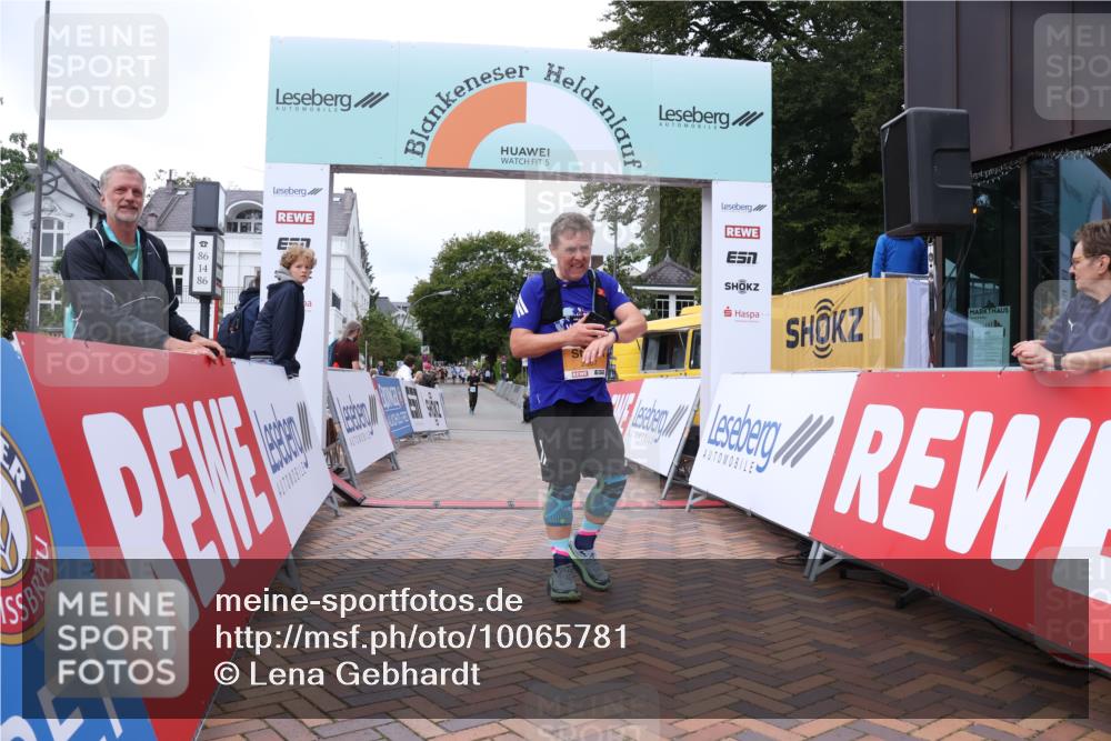 30.08.2026 - Blankeneser Heldenlauf Lena Gebhardt http://msf.ph/oto/10065781 30.08.2026 12:54:38 Ziel 2307 meine-sportfotos.de