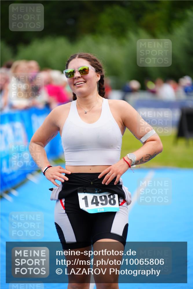 30.08.2026 - Elbe Triathlon Hamburg LAZAROV Photography http://msf.ph/oto/10065806 30.08.2026 12:15:43 Ziel 1498 meine-sportfotos.de