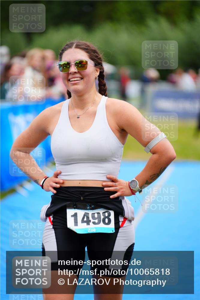 30.08.2026 - Elbe Triathlon Hamburg LAZAROV Photography http://msf.ph/oto/10065818 30.08.2026 12:15:44 Ziel 1498 meine-sportfotos.de