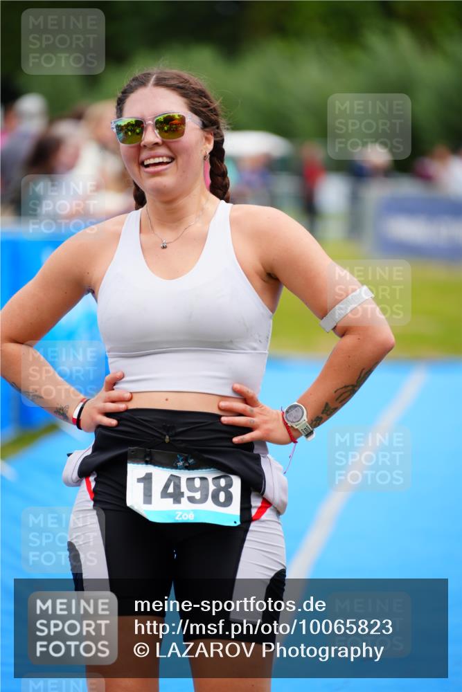 30.08.2026 - Elbe Triathlon Hamburg LAZAROV Photography http://msf.ph/oto/10065823 30.08.2026 12:15:44 Ziel 1498 meine-sportfotos.de