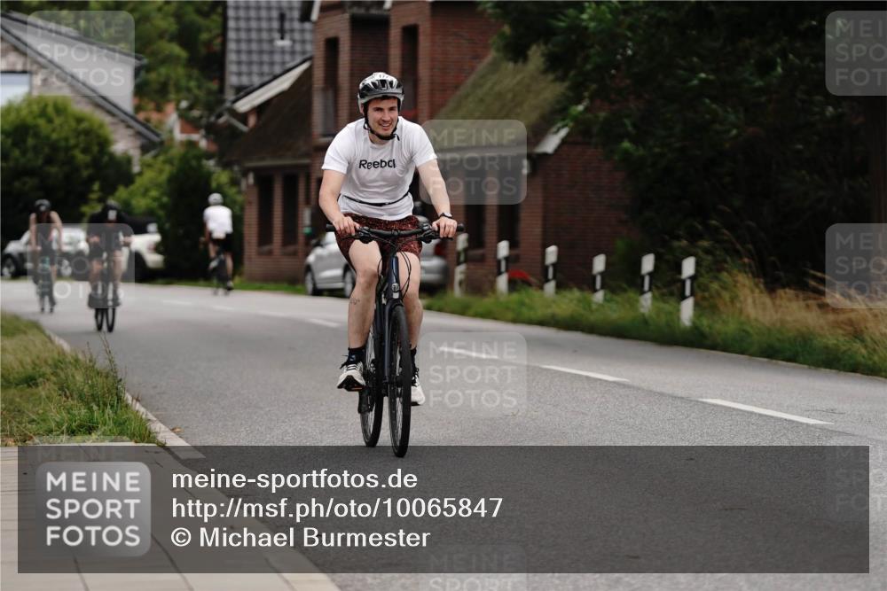 30.08.2026 - Elbe Triathlon Hamburg Michael Burmester http://msf.ph/oto/10065847 30.08.2026 14:56:00 Radfahren 177 meine-sportfotos.de