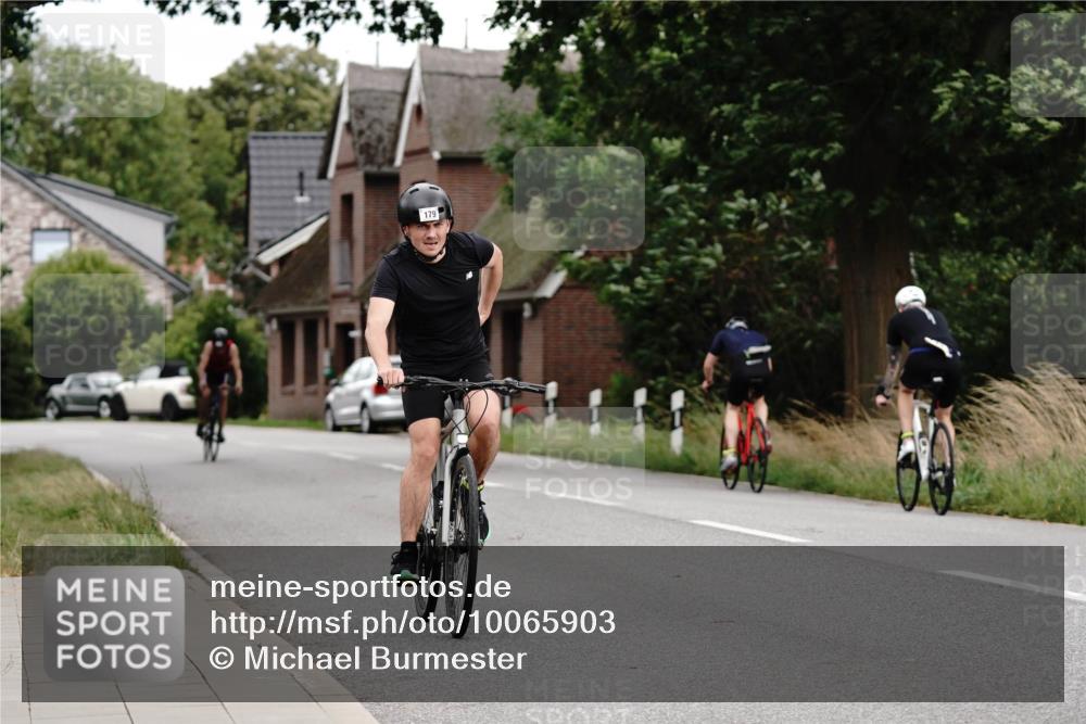 30.08.2026 - Elbe Triathlon Hamburg Michael Burmester http://msf.ph/oto/10065903 30.08.2026 14:56:31 Radfahren  meine-sportfotos.de