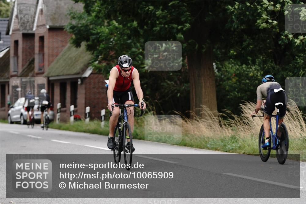 30.08.2026 - Elbe Triathlon Hamburg Michael Burmester http://msf.ph/oto/10065909 30.08.2026 14:56:34 Radfahren  meine-sportfotos.de