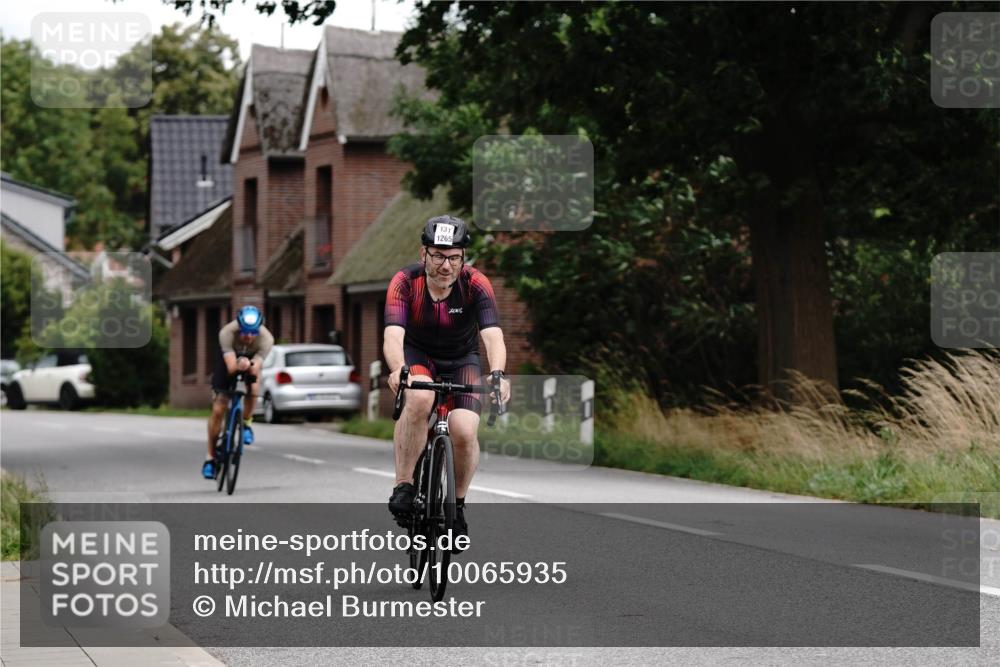 30.08.2026 - Elbe Triathlon Hamburg Michael Burmester http://msf.ph/oto/10065935 30.08.2026 14:57:39 Radfahren 133 meine-sportfotos.de