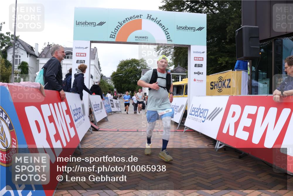 30.08.2026 - Blankeneser Heldenlauf Lena Gebhardt http://msf.ph/oto/10065938 30.08.2026 12:55:03 Ziel 2092, 4016, 4114, 4138, 4280 meine-sportfotos.de