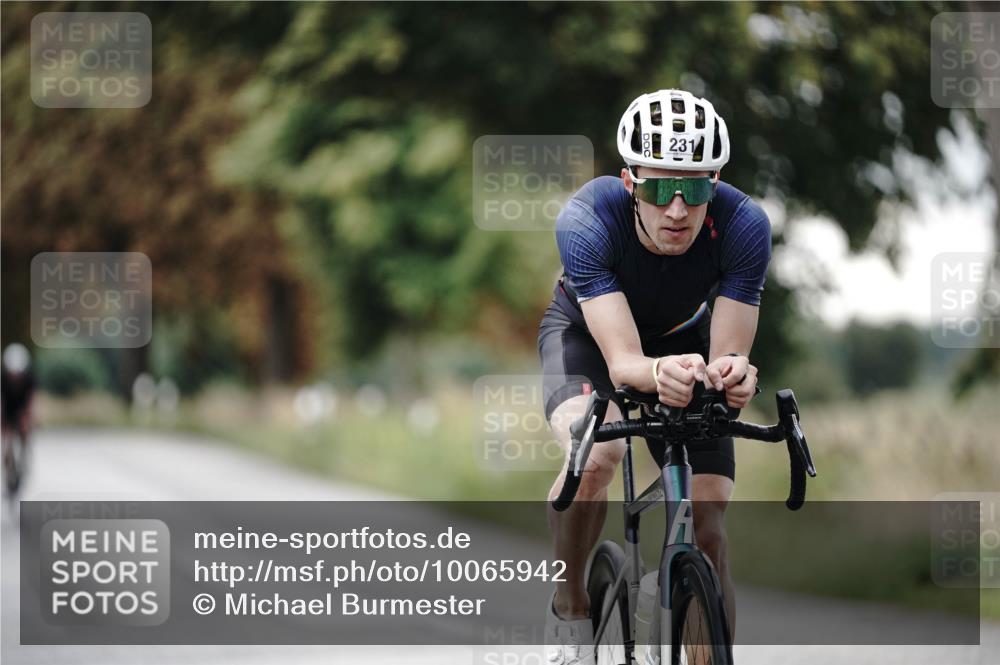 30.08.2026 - Elbe Triathlon Hamburg Michael Burmester http://msf.ph/oto/10065942 30.08.2026 09:03:21 Radfahren 231, 276 meine-sportfotos.de