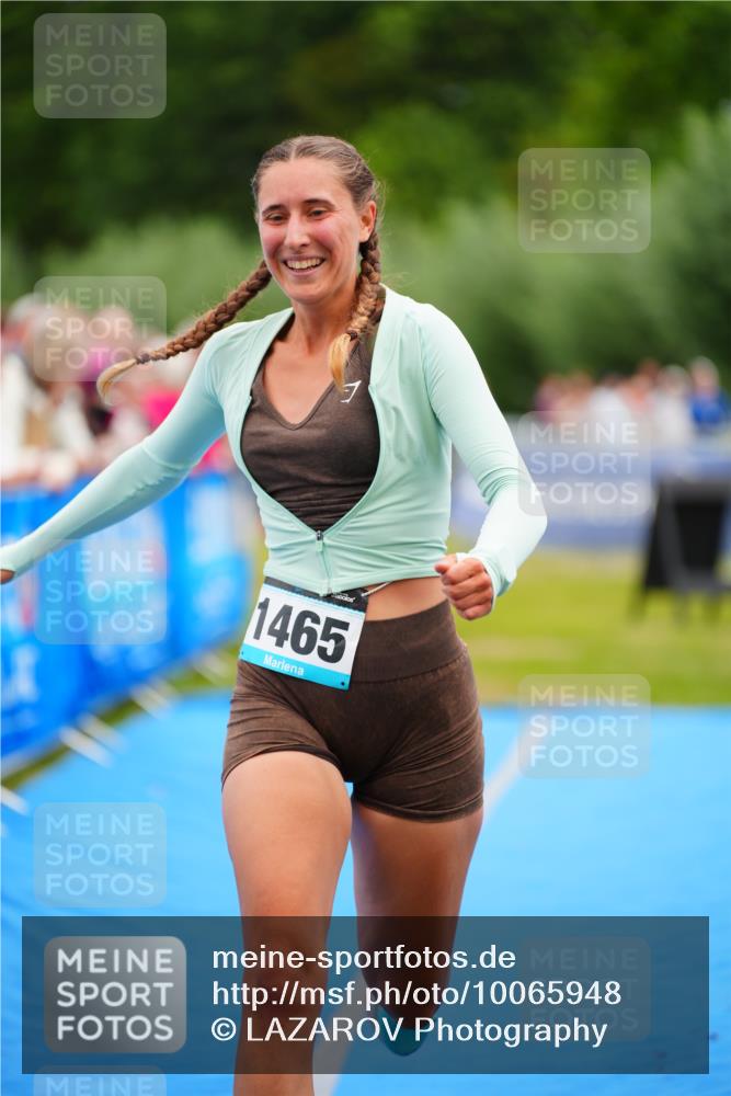 30.08.2026 - Elbe Triathlon Hamburg LAZAROV Photography http://msf.ph/oto/10065948 30.08.2026 12:16:14 Ziel 1465, 1702 meine-sportfotos.de