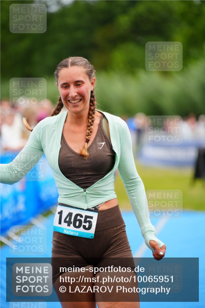 30.08.2026 - Elbe Triathlon Hamburg LAZAROV Photography http://msf.ph/oto/10065951 30.08.2026 12:16:14 Ziel 1465, 1702 meine-sportfotos.de