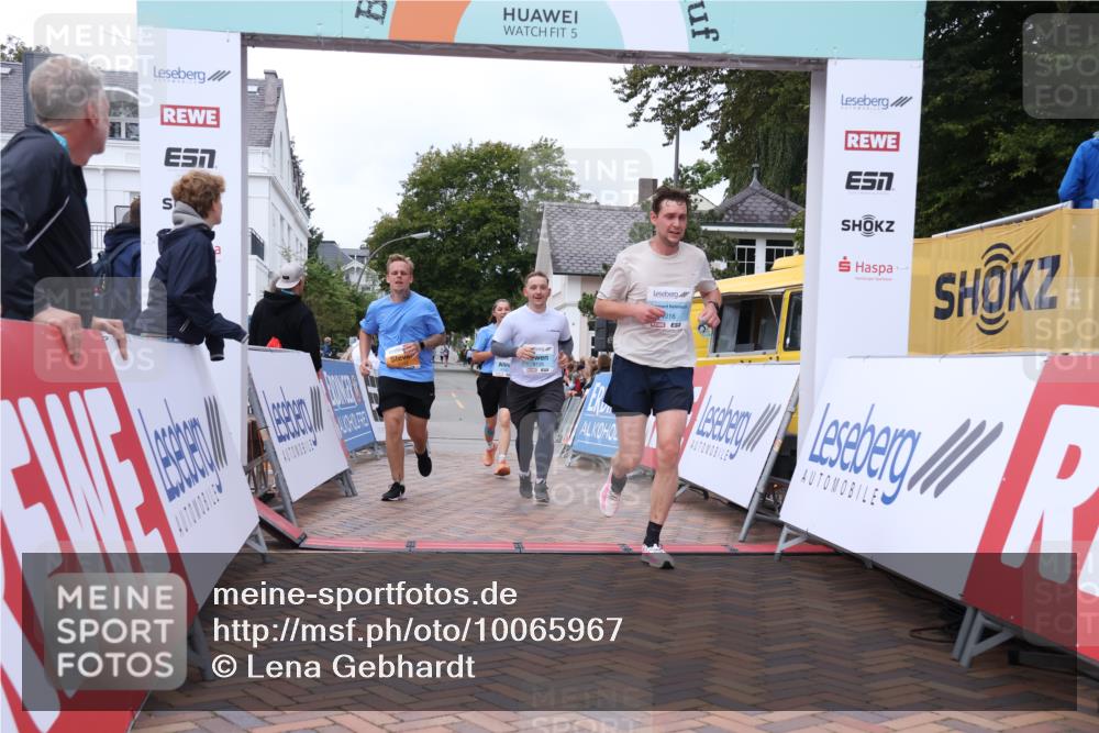 30.08.2026 - Blankeneser Heldenlauf Lena Gebhardt http://msf.ph/oto/10065967 30.08.2026 12:55:06 Ziel 2092, 4016, 4138, 4147, 4280 meine-sportfotos.de