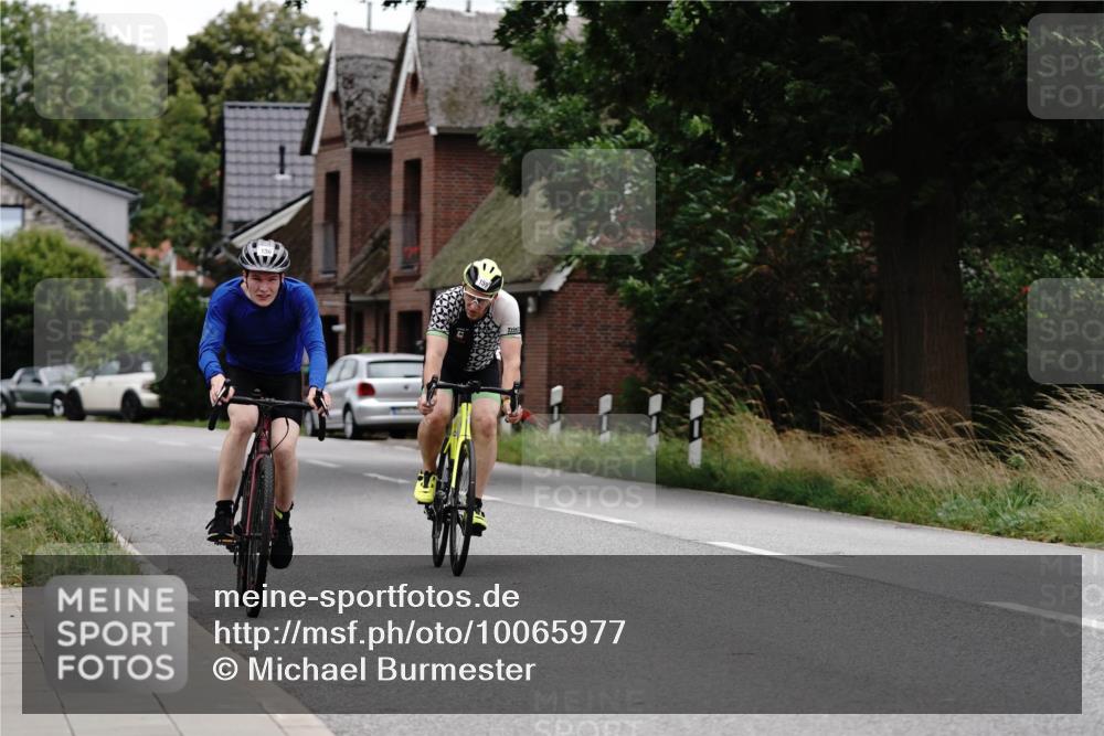 30.08.2026 - Elbe Triathlon Hamburg Michael Burmester http://msf.ph/oto/10065977 30.08.2026 14:58:36 Radfahren 136 meine-sportfotos.de