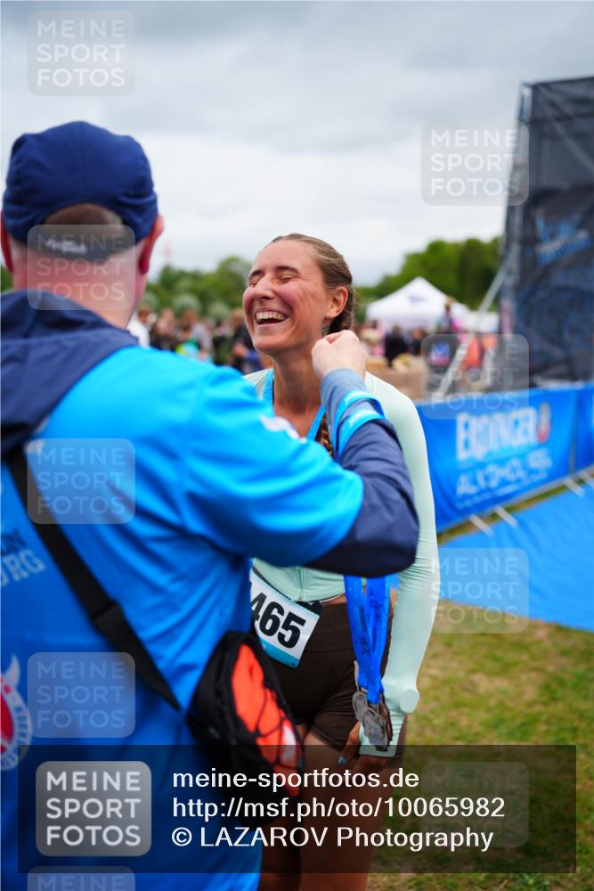 30.08.2026 - Elbe Triathlon Hamburg LAZAROV Photography http://msf.ph/oto/10065982 30.08.2026 12:16:20 Ziel  meine-sportfotos.de
