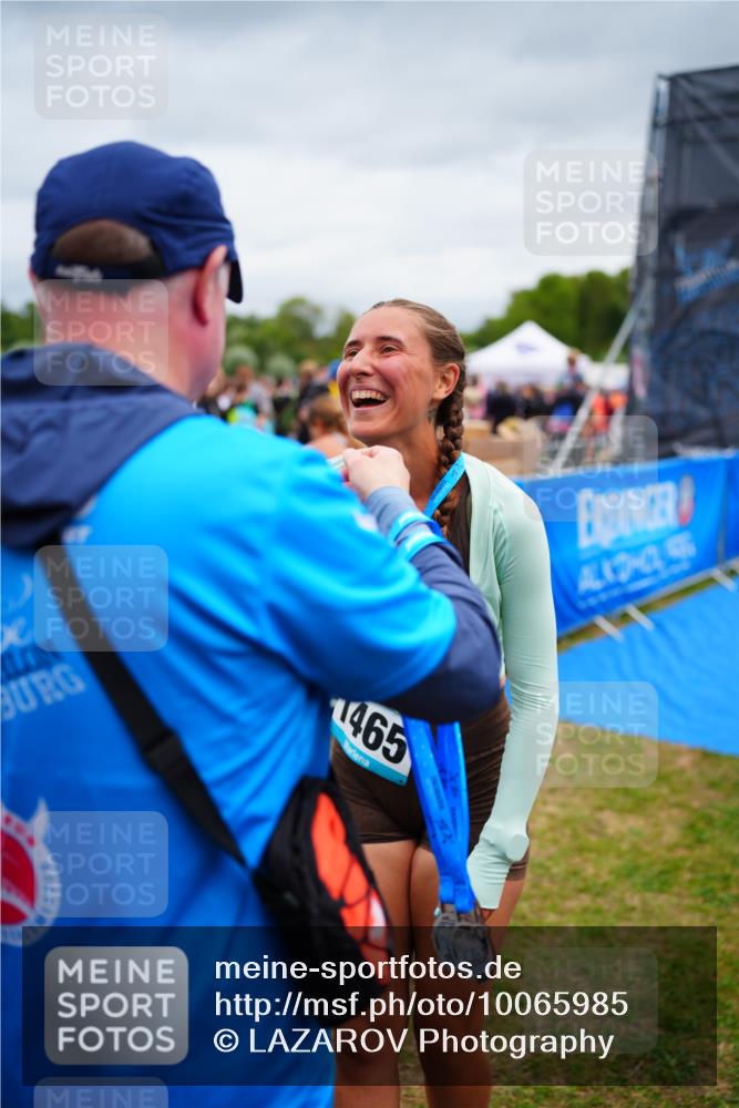 30.08.2026 - Elbe Triathlon Hamburg LAZAROV Photography http://msf.ph/oto/10065985 30.08.2026 12:16:20 Ziel  meine-sportfotos.de
