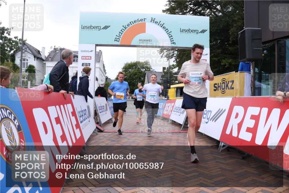 30.08.2026 - Blankeneser Heldenlauf Lena Gebhardt http://msf.ph/oto/10065987 30.08.2026 12:55:07 Ziel 2092, 4016, 4138, 4147, 4280 meine-sportfotos.de