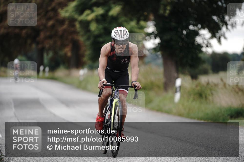 30.08.2026 - Elbe Triathlon Hamburg Michael Burmester http://msf.ph/oto/10065993 30.08.2026 09:04:23 Radfahren 228, 247 meine-sportfotos.de