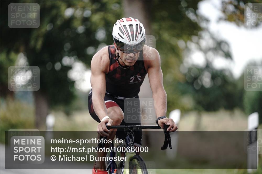 30.08.2026 - Elbe Triathlon Hamburg Michael Burmester http://msf.ph/oto/10066000 30.08.2026 09:04:24 Radfahren 228, 247 meine-sportfotos.de