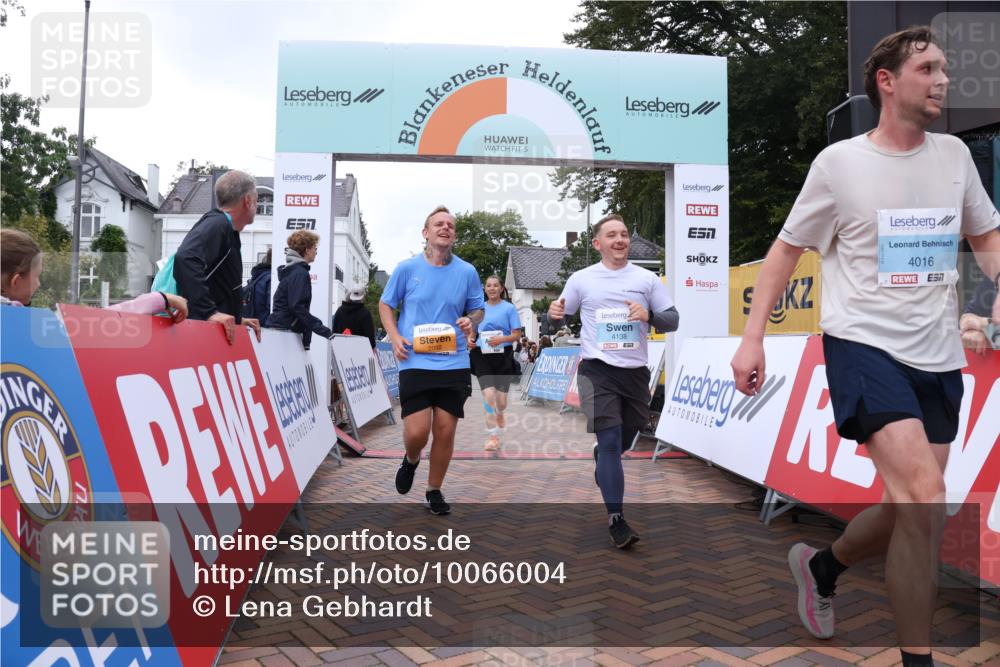 30.08.2026 - Blankeneser Heldenlauf Lena Gebhardt http://msf.ph/oto/10066004 30.08.2026 12:55:08 Ziel 2092, 4016, 4138, 4147, 4280 meine-sportfotos.de