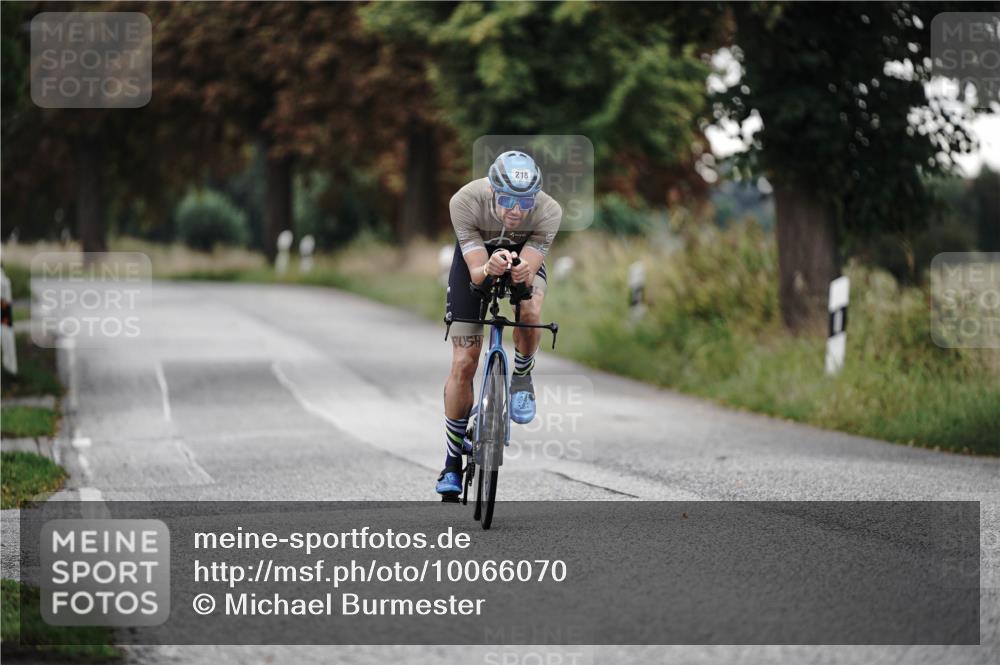 30.08.2026 - Elbe Triathlon Hamburg Michael Burmester http://msf.ph/oto/10066070 30.08.2026 09:05:23 Radfahren 218, 352 meine-sportfotos.de