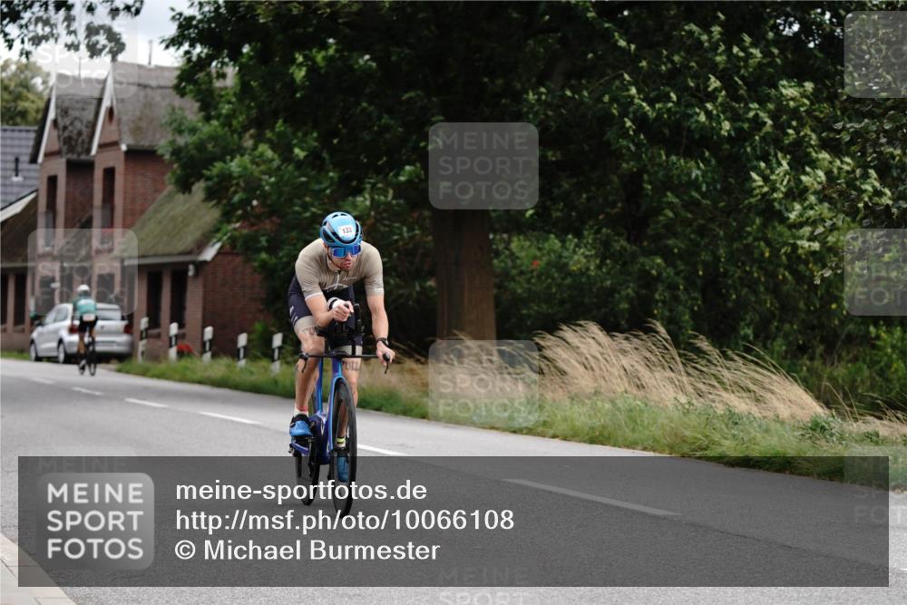 30.08.2026 - Elbe Triathlon Hamburg Michael Burmester http://msf.ph/oto/10066108 30.08.2026 15:01:29 Radfahren  meine-sportfotos.de