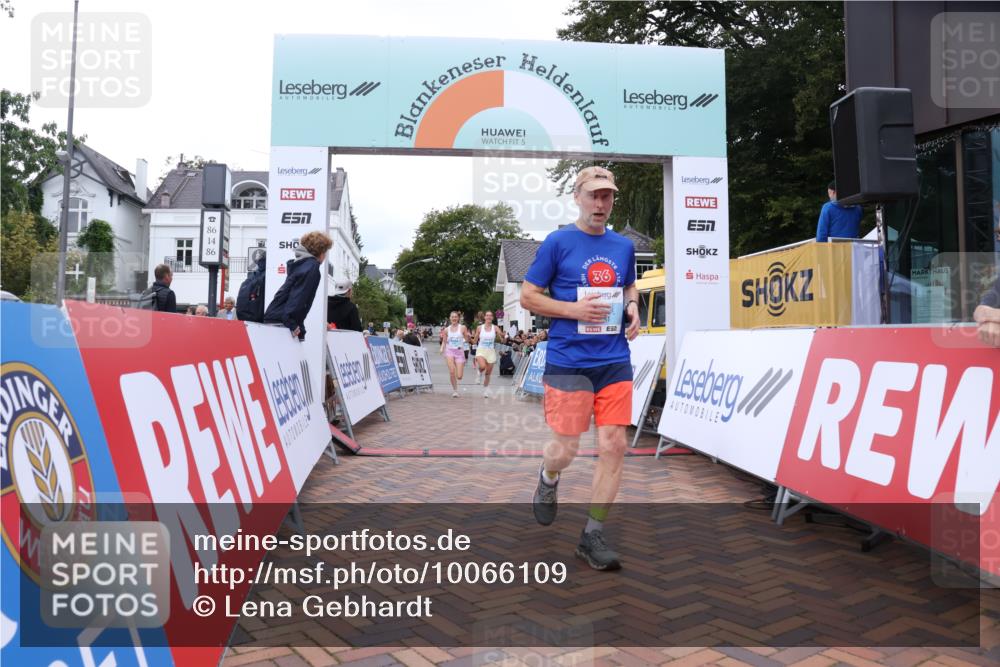 30.08.2026 - Blankeneser Heldenlauf Lena Gebhardt http://msf.ph/oto/10066109 30.08.2026 12:55:44 Ziel 4047, 4233, 4481 meine-sportfotos.de