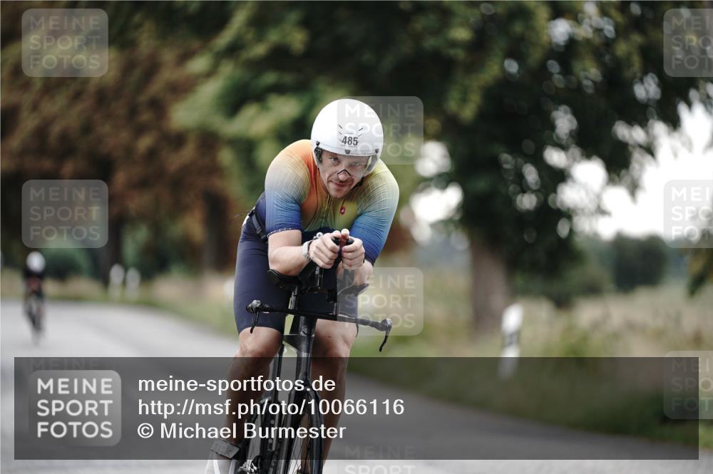 30.08.2026 - Elbe Triathlon Hamburg Michael Burmester http://msf.ph/oto/10066116 30.08.2026 09:05:59 Radfahren 213, 266, 485 meine-sportfotos.de