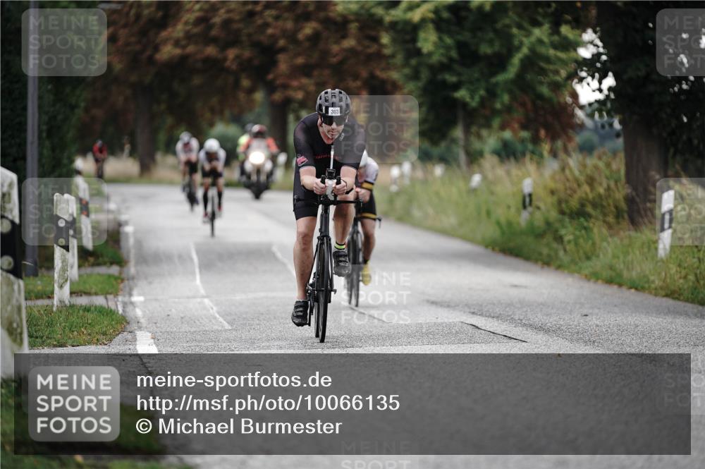 30.08.2026 - Elbe Triathlon Hamburg Michael Burmester http://msf.ph/oto/10066135 30.08.2026 09:06:11 Radfahren 197, 272, 412 meine-sportfotos.de