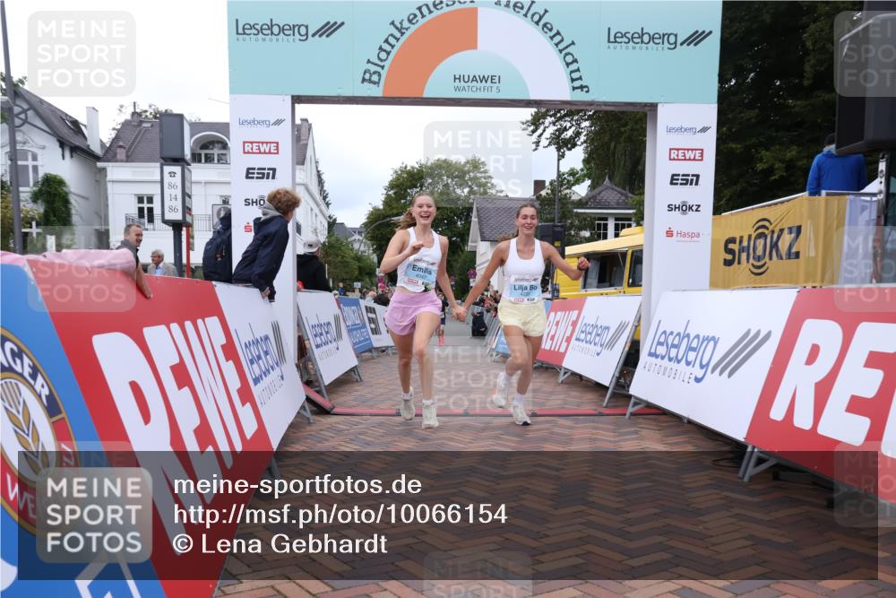 30.08.2026 - Blankeneser Heldenlauf Lena Gebhardt http://msf.ph/oto/10066154 30.08.2026 12:55:46 Ziel 4047, 4233, 4481 meine-sportfotos.de