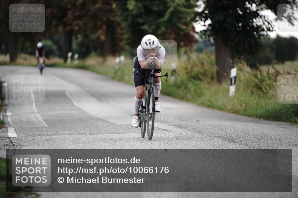 30.08.2026 - Elbe Triathlon Hamburg Michael Burmester http://msf.ph/oto/10066176 30.08.2026 09:06:23 Radfahren 312, 368 meine-sportfotos.de