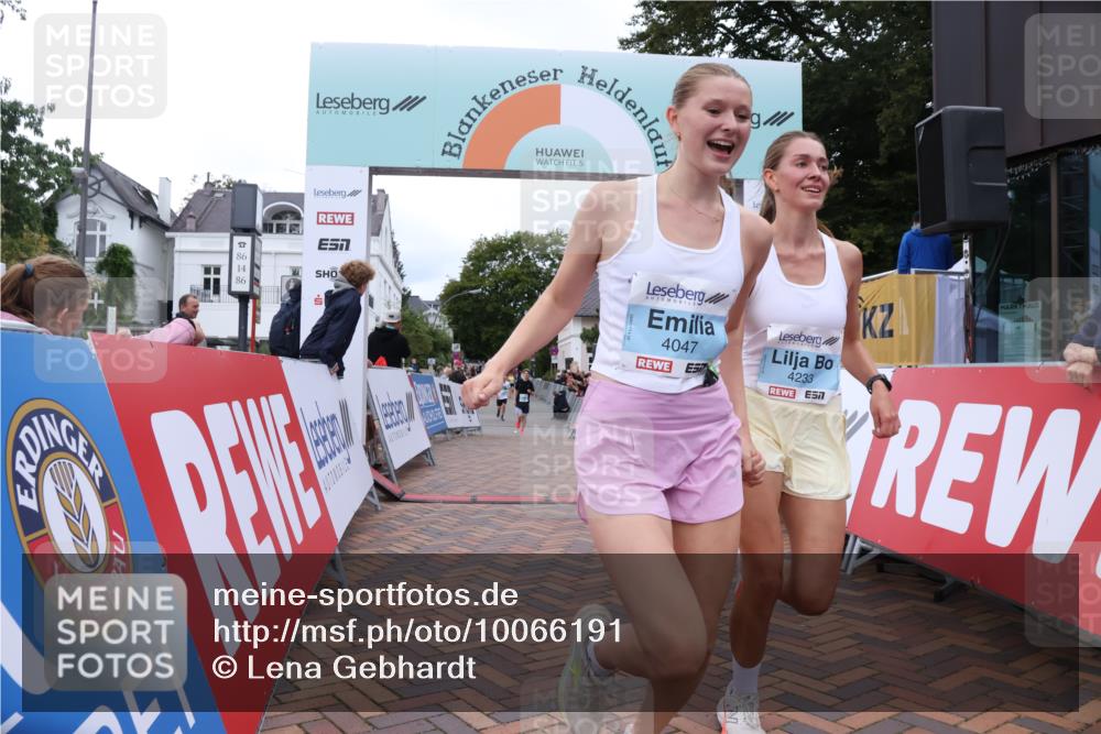 30.08.2026 - Blankeneser Heldenlauf Lena Gebhardt http://msf.ph/oto/10066191 30.08.2026 12:55:47 Ziel 4047, 4233, 4481 meine-sportfotos.de