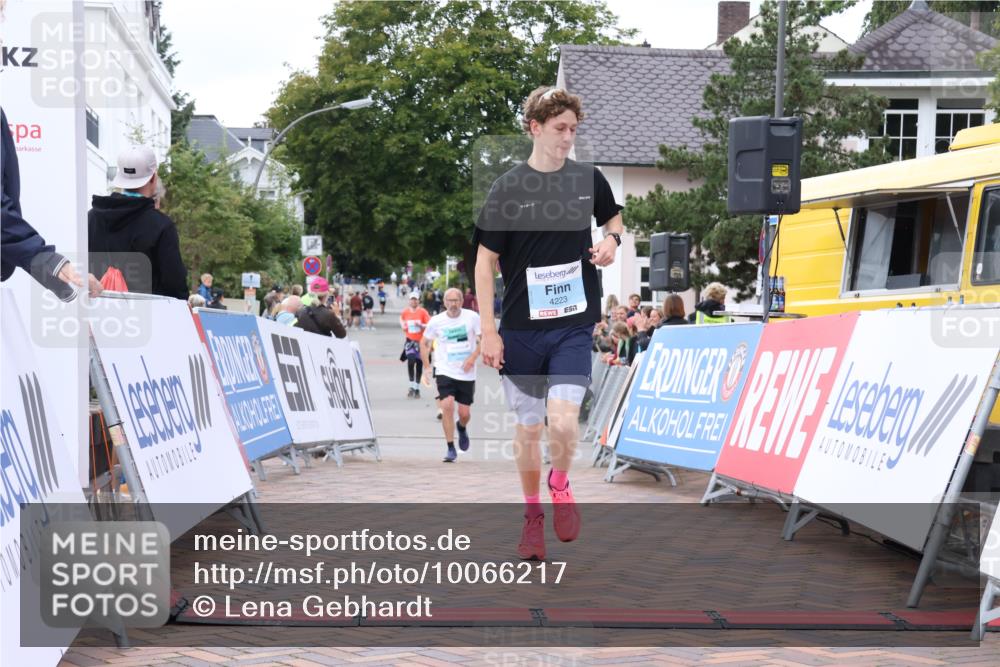 30.08.2026 - Blankeneser Heldenlauf Lena Gebhardt http://msf.ph/oto/10066217 30.08.2026 12:55:52 Ziel 4047, 4223, 4233 meine-sportfotos.de