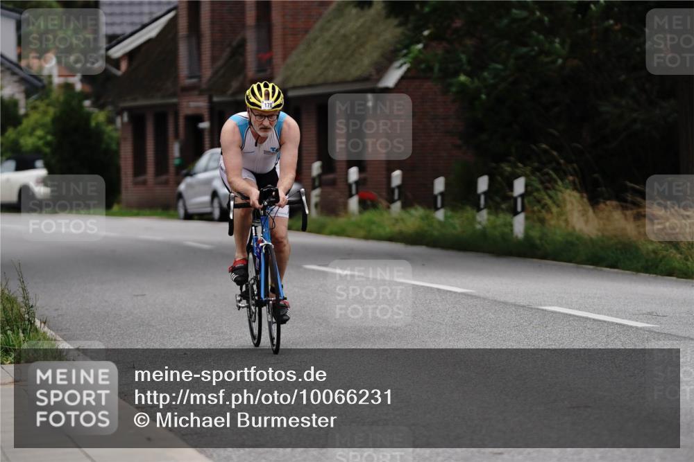 30.08.2026 - Elbe Triathlon Hamburg Michael Burmester http://msf.ph/oto/10066231 30.08.2026 15:05:37 Radfahren  meine-sportfotos.de