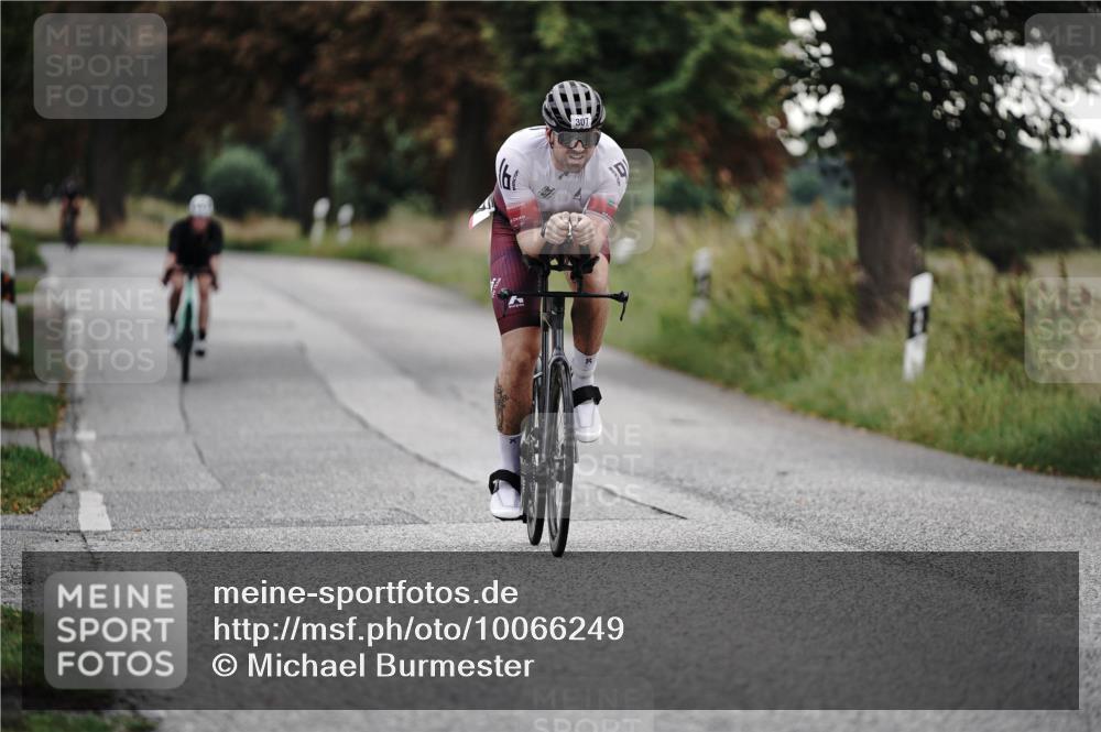 30.08.2026 - Elbe Triathlon Hamburg Michael Burmester http://msf.ph/oto/10066249 30.08.2026 09:08:28 Radfahren 307, 331 meine-sportfotos.de