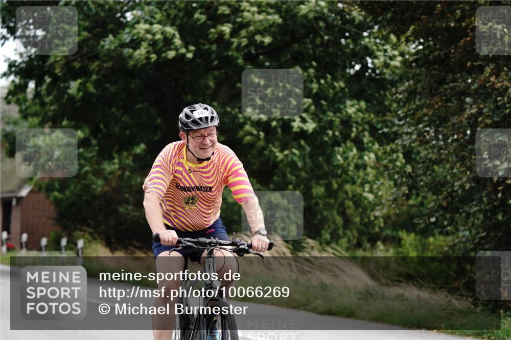 30.08.2026 - Elbe Triathlon Hamburg Michael Burmester http://msf.ph/oto/10066269 30.08.2026 15:07:04 Radfahren  meine-sportfotos.de