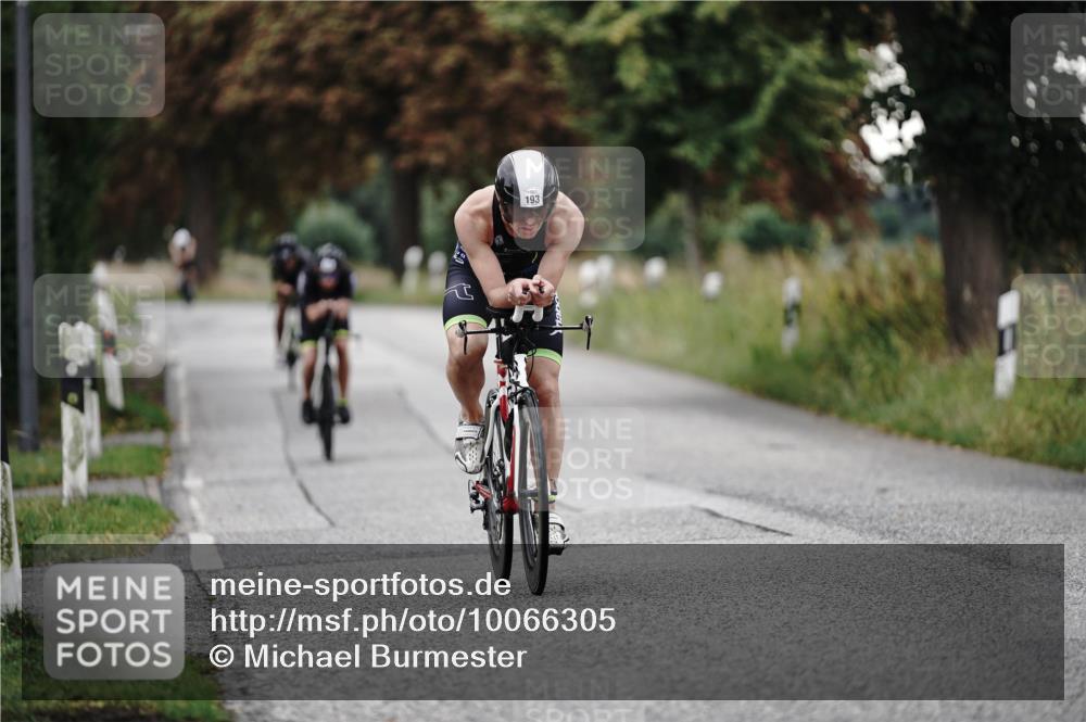 30.08.2026 - Elbe Triathlon Hamburg Michael Burmester http://msf.ph/oto/10066305 30.08.2026 09:09:12 Radfahren 193, 286, 411 meine-sportfotos.de