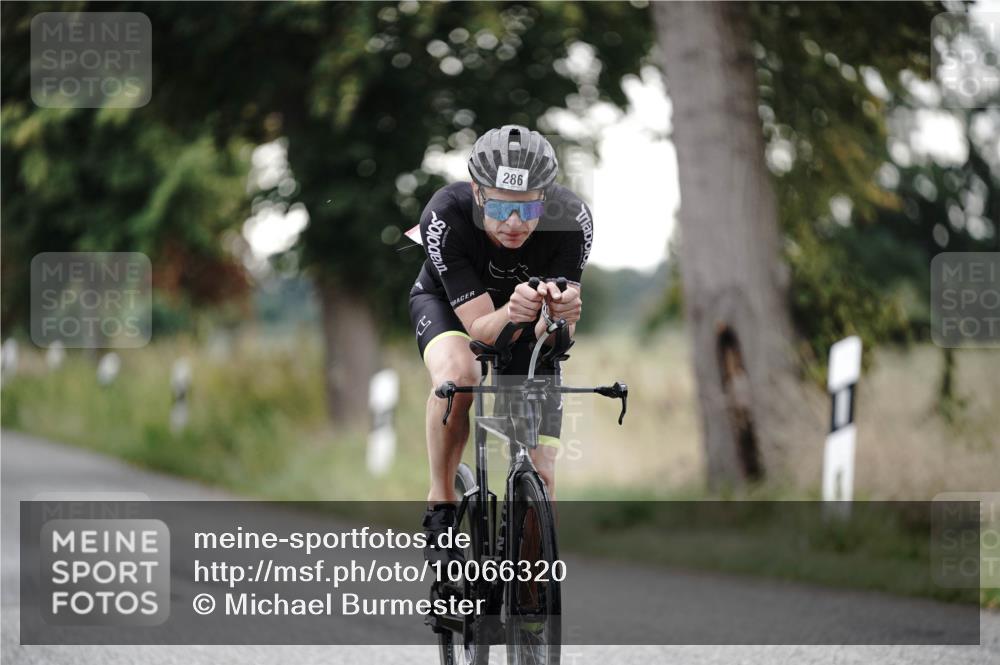 30.08.2026 - Elbe Triathlon Hamburg Michael Burmester http://msf.ph/oto/10066320 30.08.2026 09:09:15 Radfahren 193, 286, 411, 420 meine-sportfotos.de