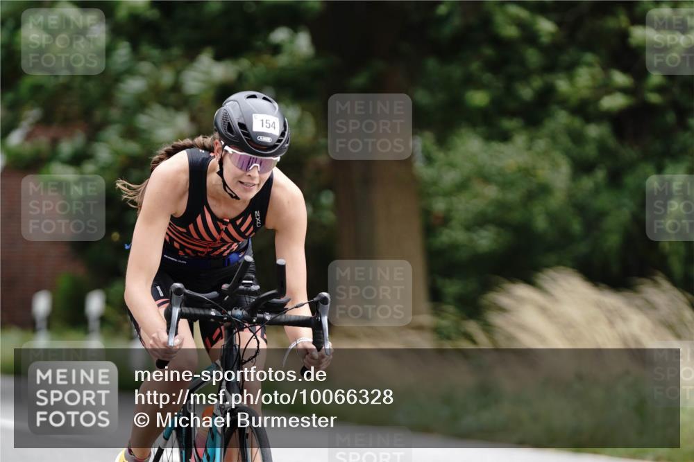 30.08.2026 - Elbe Triathlon Hamburg Michael Burmester http://msf.ph/oto/10066328 30.08.2026 15:12:52 Radfahren  meine-sportfotos.de