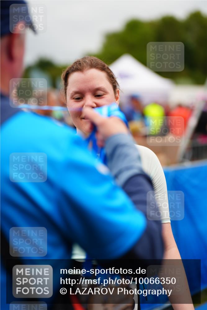 30.08.2026 - Elbe Triathlon Hamburg LAZAROV Photography http://msf.ph/oto/10066350 30.08.2026 12:18:03 Ziel  meine-sportfotos.de