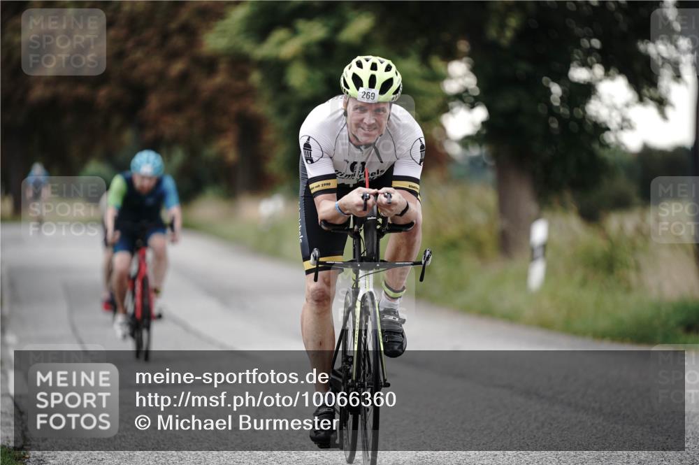 30.08.2026 - Elbe Triathlon Hamburg Michael Burmester http://msf.ph/oto/10066360 30.08.2026 09:09:33 Radfahren 201, 219, 269, 466 meine-sportfotos.de