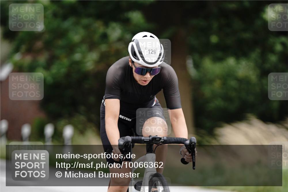 30.08.2026 - Elbe Triathlon Hamburg Michael Burmester http://msf.ph/oto/10066362 30.08.2026 15:15:03 Radfahren  meine-sportfotos.de