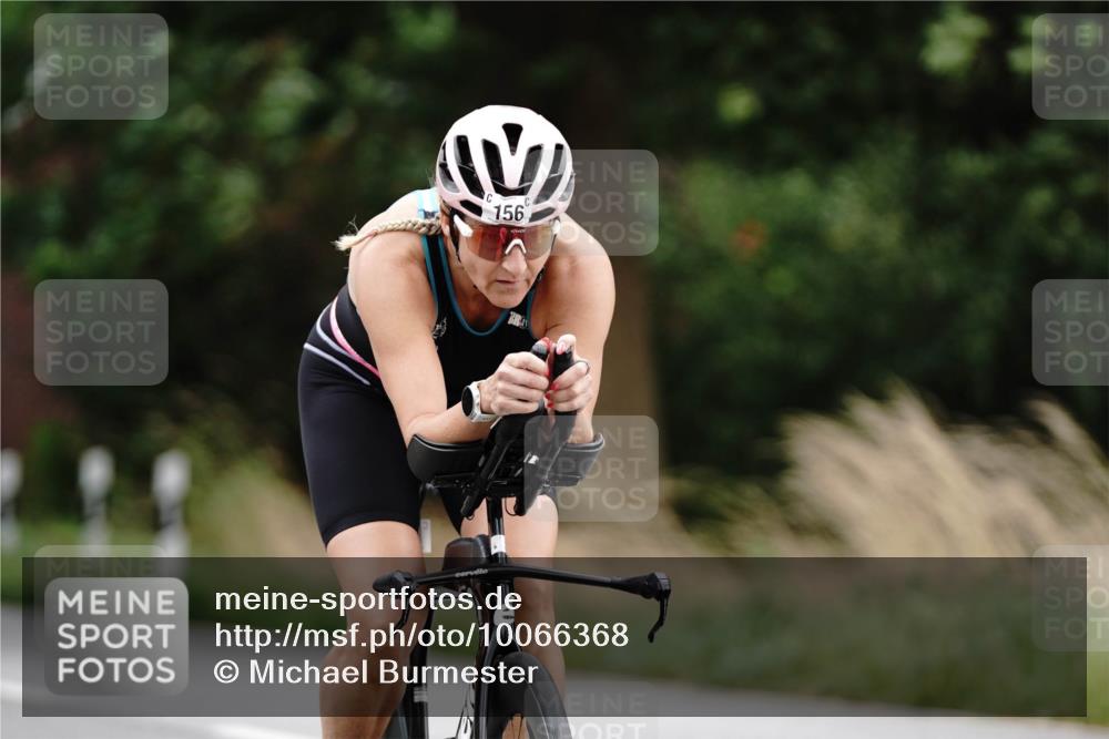 30.08.2026 - Elbe Triathlon Hamburg Michael Burmester http://msf.ph/oto/10066368 30.08.2026 15:16:29 Radfahren  meine-sportfotos.de