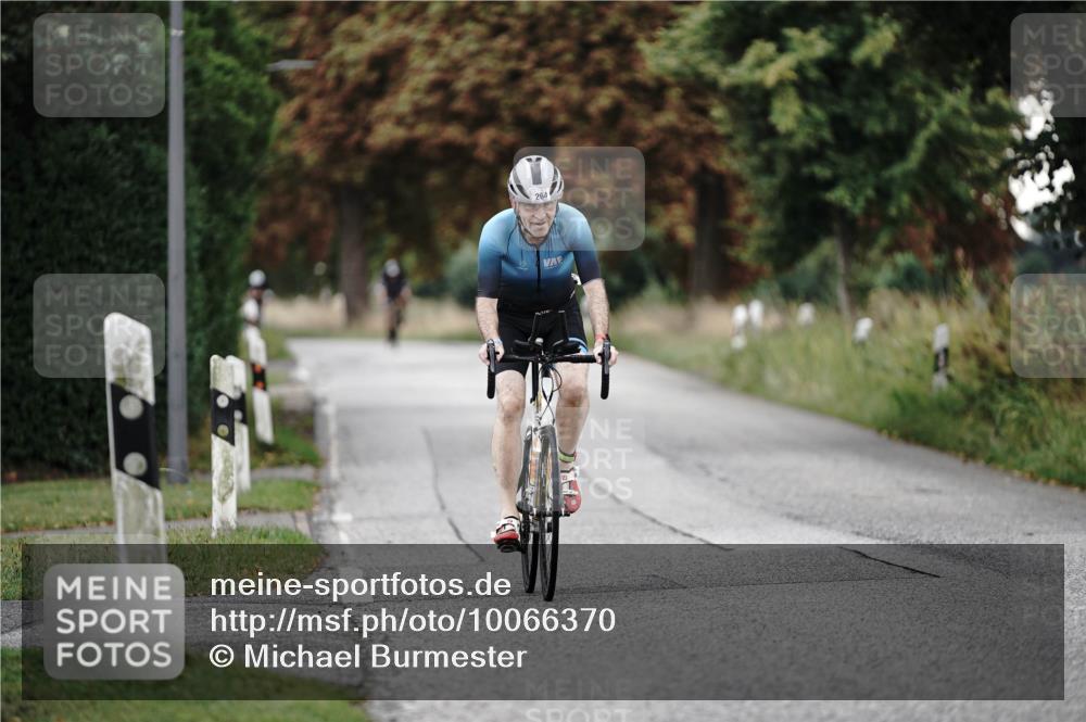 30.08.2026 - Elbe Triathlon Hamburg Michael Burmester http://msf.ph/oto/10066370 30.08.2026 09:09:41 Radfahren 264 meine-sportfotos.de