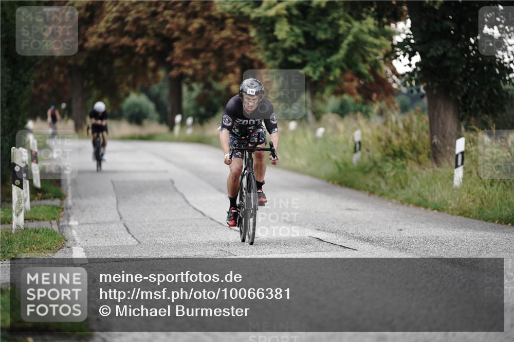 30.08.2026 - Elbe Triathlon Hamburg Michael Burmester http://msf.ph/oto/10066381 30.08.2026 09:09:49 Radfahren 397, 916 meine-sportfotos.de