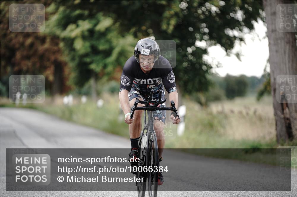 30.08.2026 - Elbe Triathlon Hamburg Michael Burmester http://msf.ph/oto/10066384 30.08.2026 09:09:50 Radfahren 397, 916 meine-sportfotos.de
