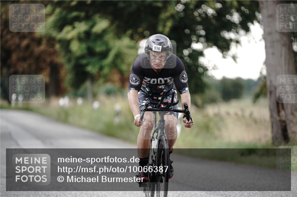 30.08.2026 - Elbe Triathlon Hamburg Michael Burmester http://msf.ph/oto/10066387 30.08.2026 09:09:50 Radfahren 397, 916 meine-sportfotos.de