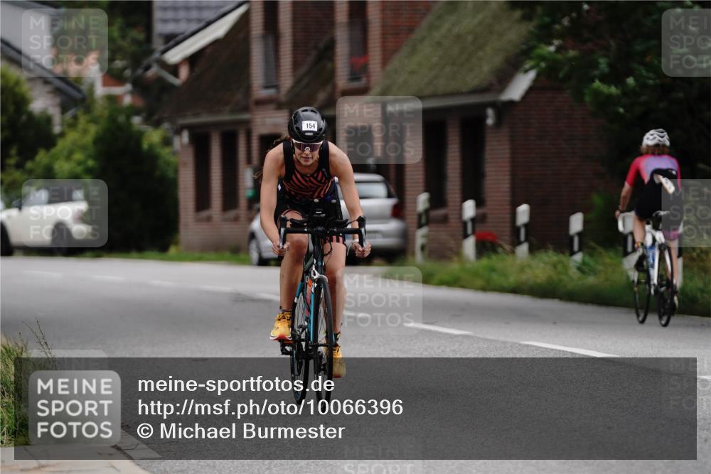 30.08.2026 - Elbe Triathlon Hamburg Michael Burmester http://msf.ph/oto/10066396 30.08.2026 15:17:26 Radfahren  meine-sportfotos.de