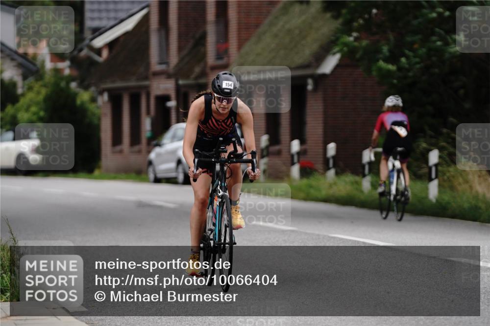 30.08.2026 - Elbe Triathlon Hamburg Michael Burmester http://msf.ph/oto/10066404 30.08.2026 15:17:26 Radfahren  meine-sportfotos.de