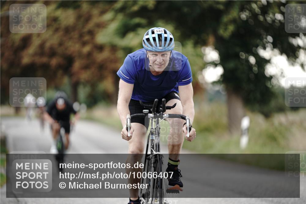 30.08.2026 - Elbe Triathlon Hamburg Michael Burmester http://msf.ph/oto/10066407 30.08.2026 09:10:07 Radfahren 182, 399, 446, 1895 meine-sportfotos.de