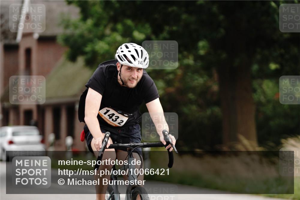 30.08.2026 - Elbe Triathlon Hamburg Michael Burmester http://msf.ph/oto/10066421 30.08.2026 15:17:53 Radfahren  meine-sportfotos.de