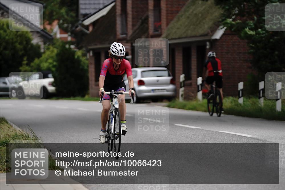 30.08.2026 - Elbe Triathlon Hamburg Michael Burmester http://msf.ph/oto/10066423 30.08.2026 15:18:51 Radfahren  meine-sportfotos.de