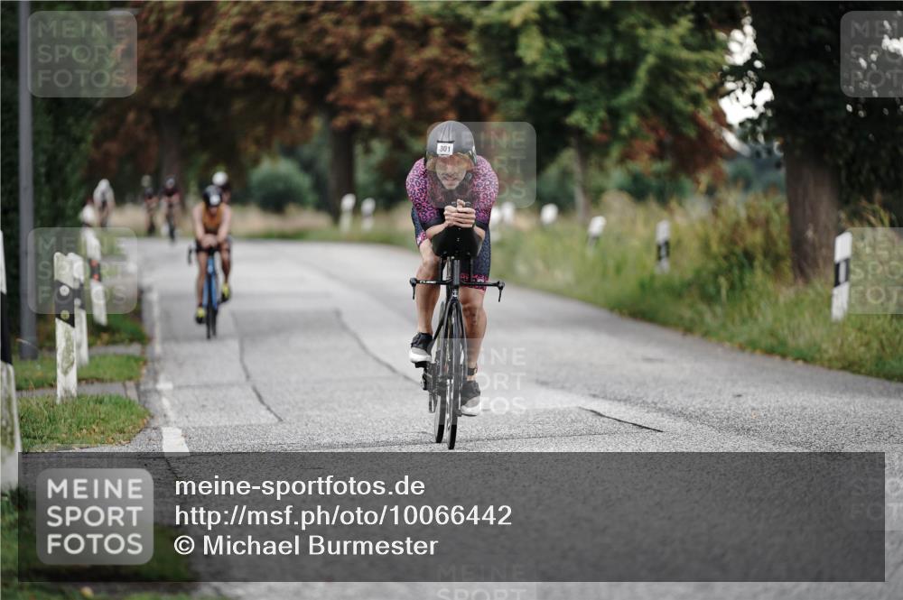 30.08.2026 - Elbe Triathlon Hamburg Michael Burmester http://msf.ph/oto/10066442 30.08.2026 09:10:17 Radfahren 301, 313, 428 meine-sportfotos.de