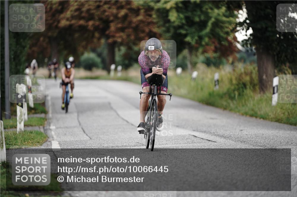 30.08.2026 - Elbe Triathlon Hamburg Michael Burmester http://msf.ph/oto/10066445 30.08.2026 09:10:18 Radfahren 301, 313, 428 meine-sportfotos.de